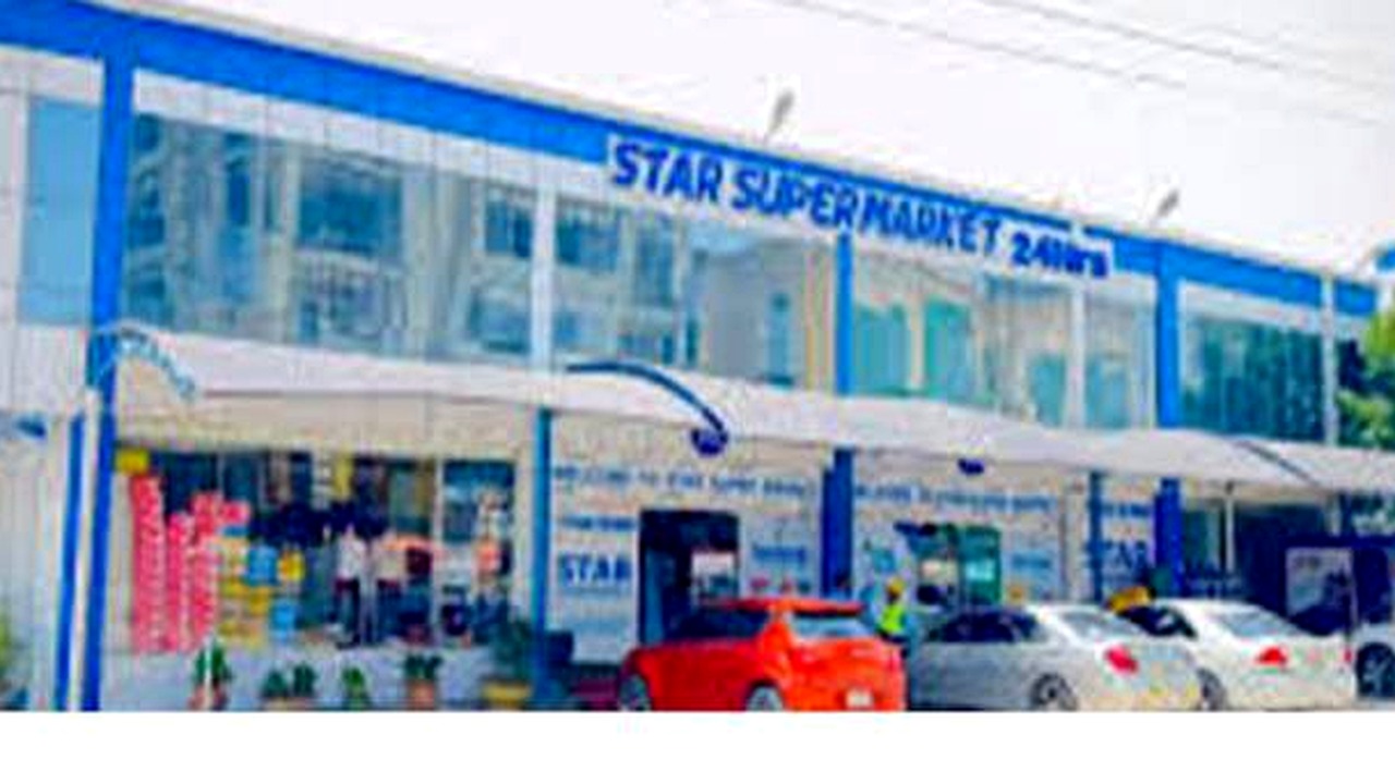 Star Supermarket project exterior